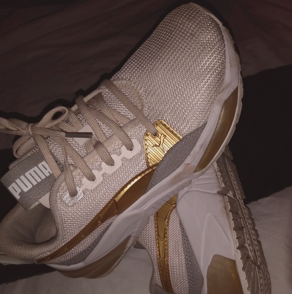 New listing! Puma shoes